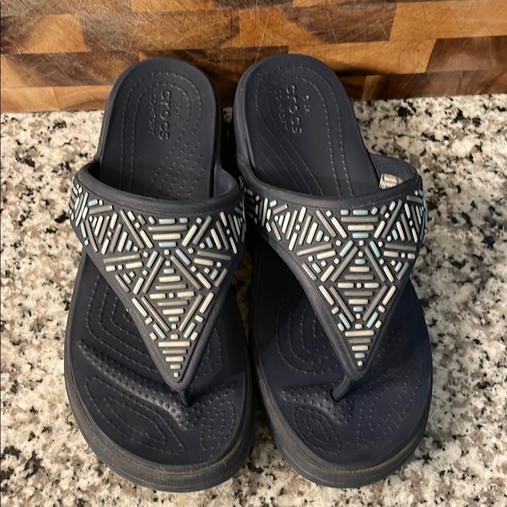 CROCS Navy and Aqua Women’s Sandals Size 8